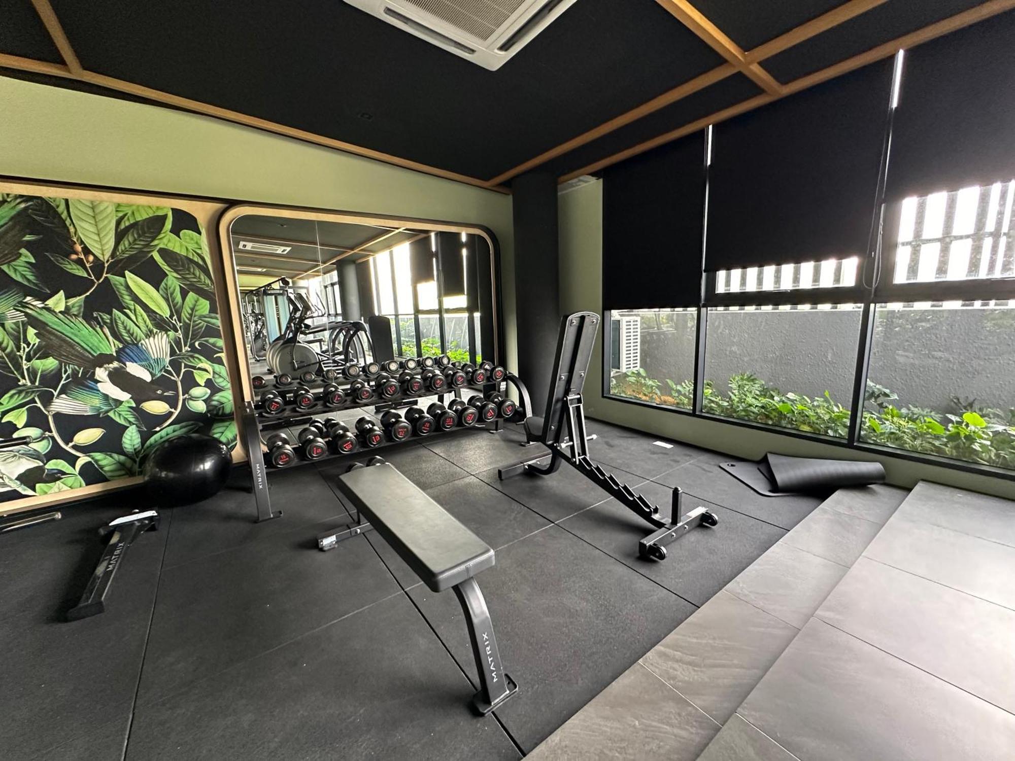 Apartment Kl Pantai Bangsar South 3br 6-11 Pax Next To Npe *