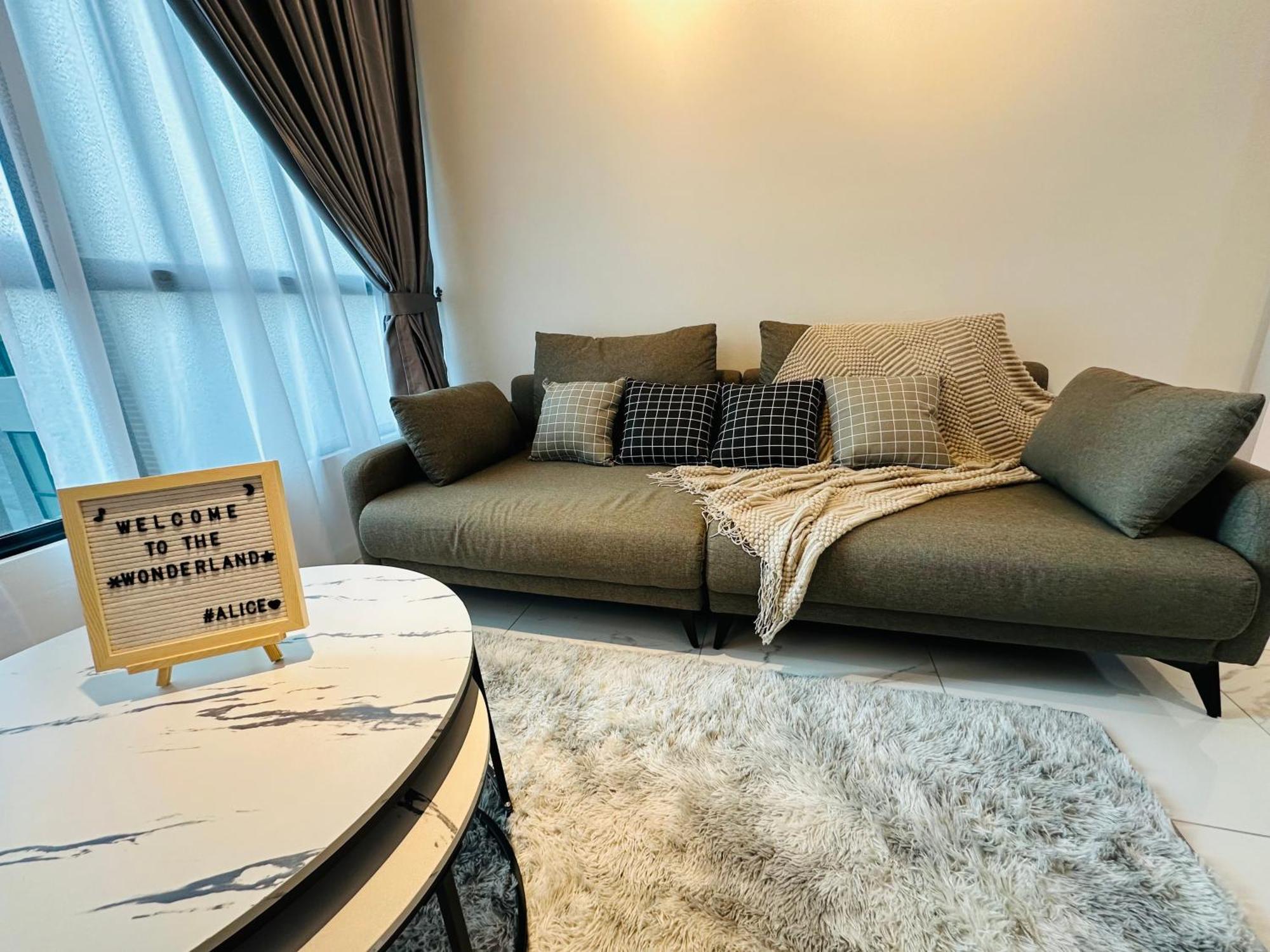 Kl Pantai Bangsar South 3br 6-11 Pax Next To Npe * Kuala Lumpur